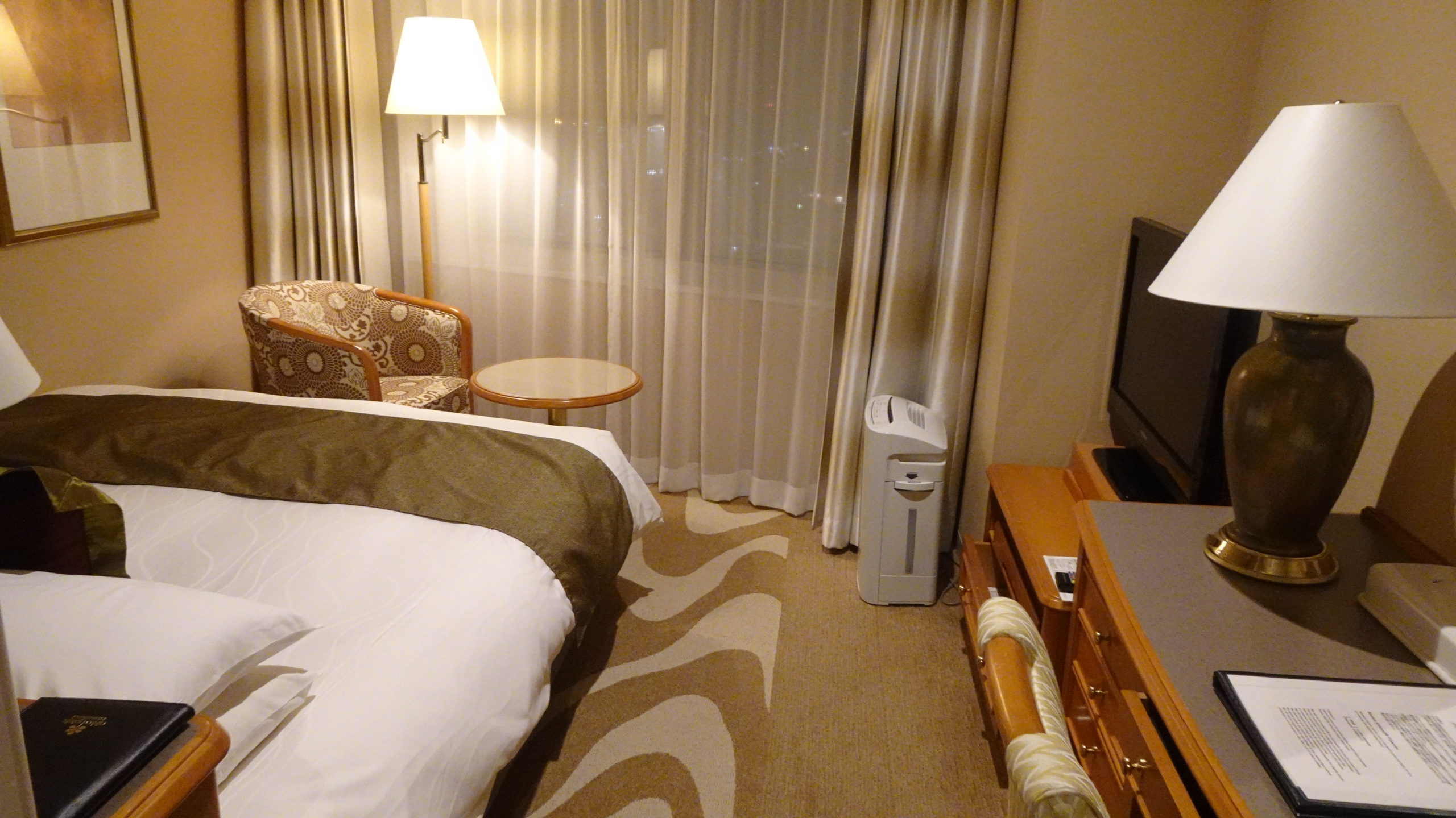 ホテル日航金沢のコンフォートダブルの室内