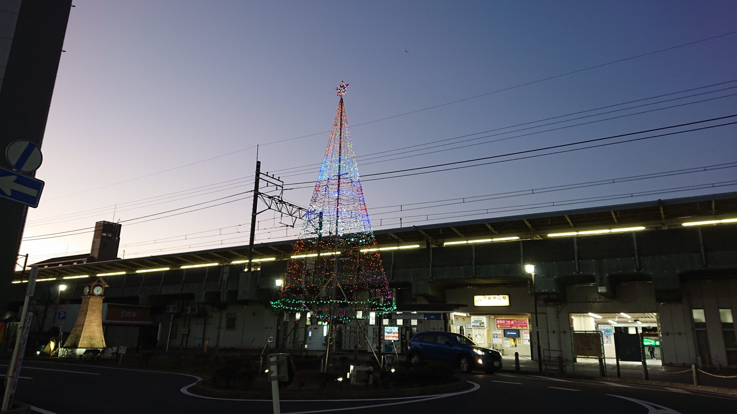 下総中山駅のクリスマスツリー