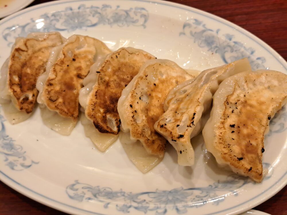 町屋の中華一番の焼き餃子