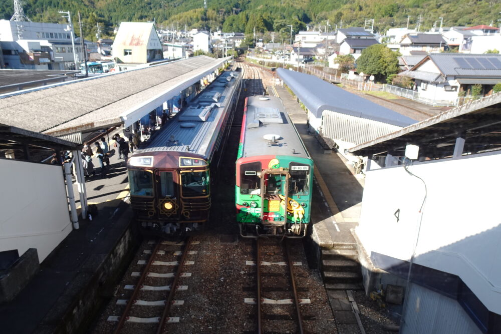 「志国土佐 時代の夜明けのものがたり」窪川駅到着