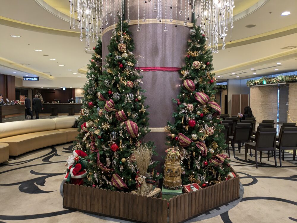 hotelmetropolitanChristmastree