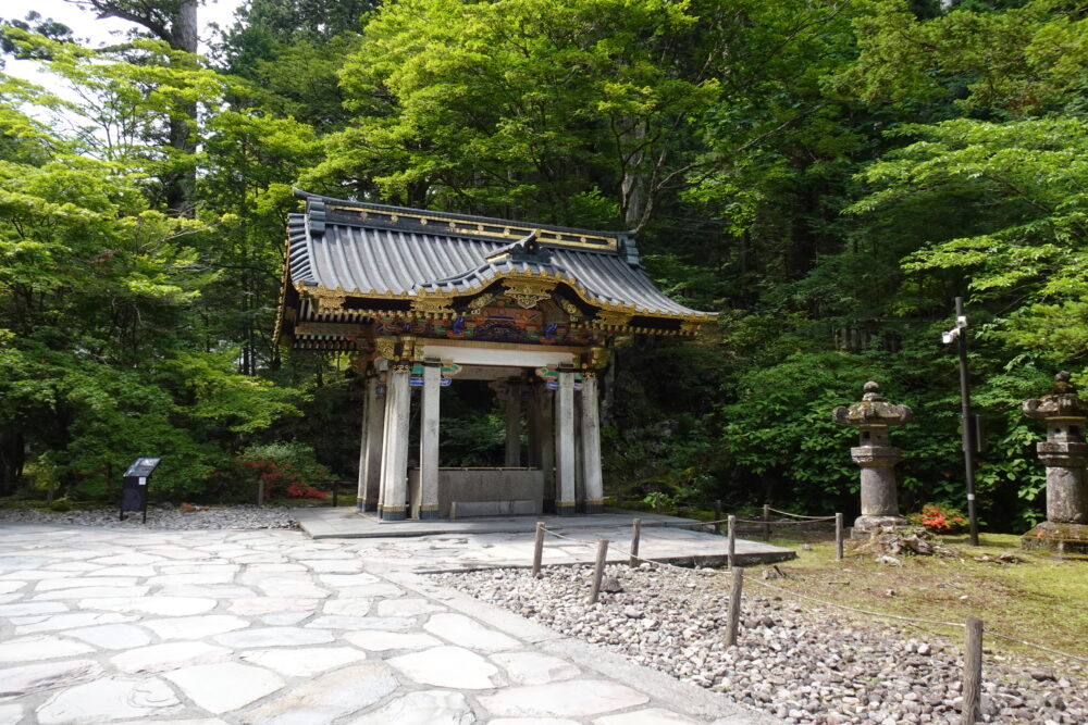 輪王寺日光廟大猷院の手水舎