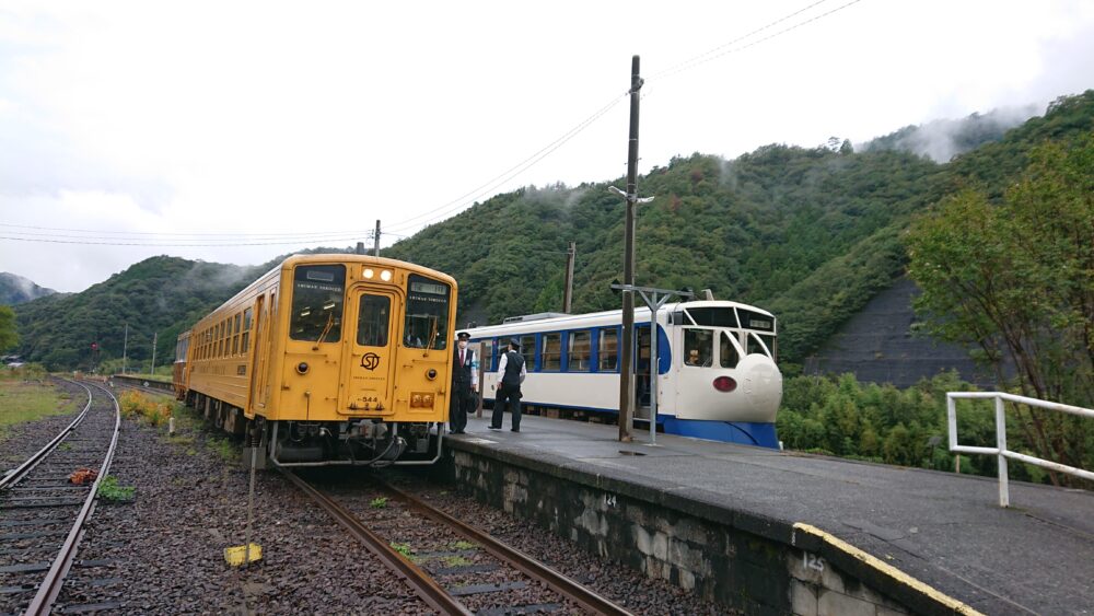 しまんトロッコと鉄道ホビートレイン