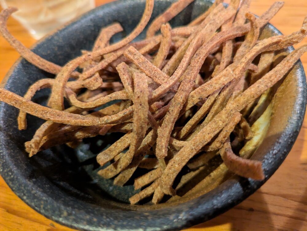 粗挽き蕎麦トキのお通し