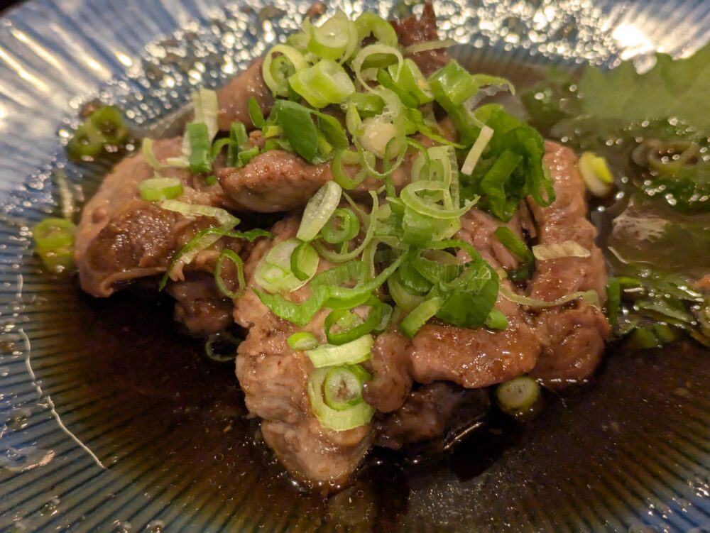 魚食堂十八番OHAKOのまぐろ頬肉