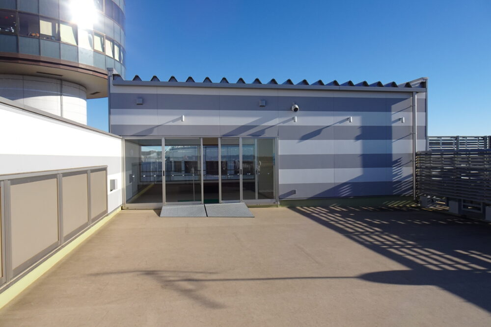 航空科学博物館の体験館の展望台