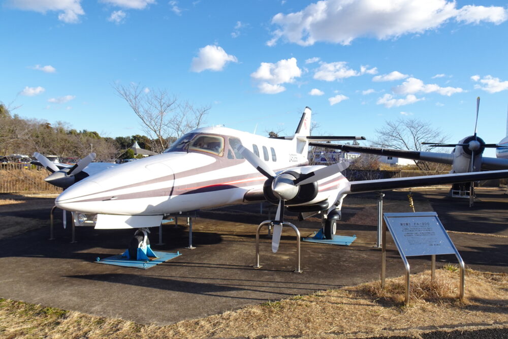 航空科学博物館のFA-300