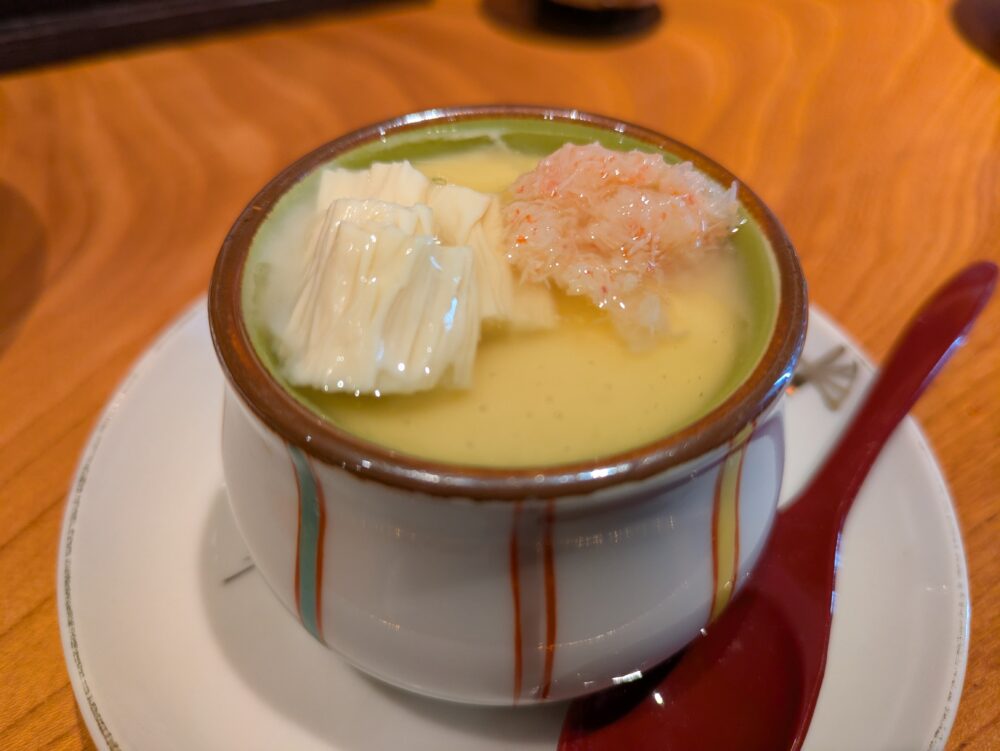 いのや白金の湯葉と蟹餡かけの茶碗蒸し