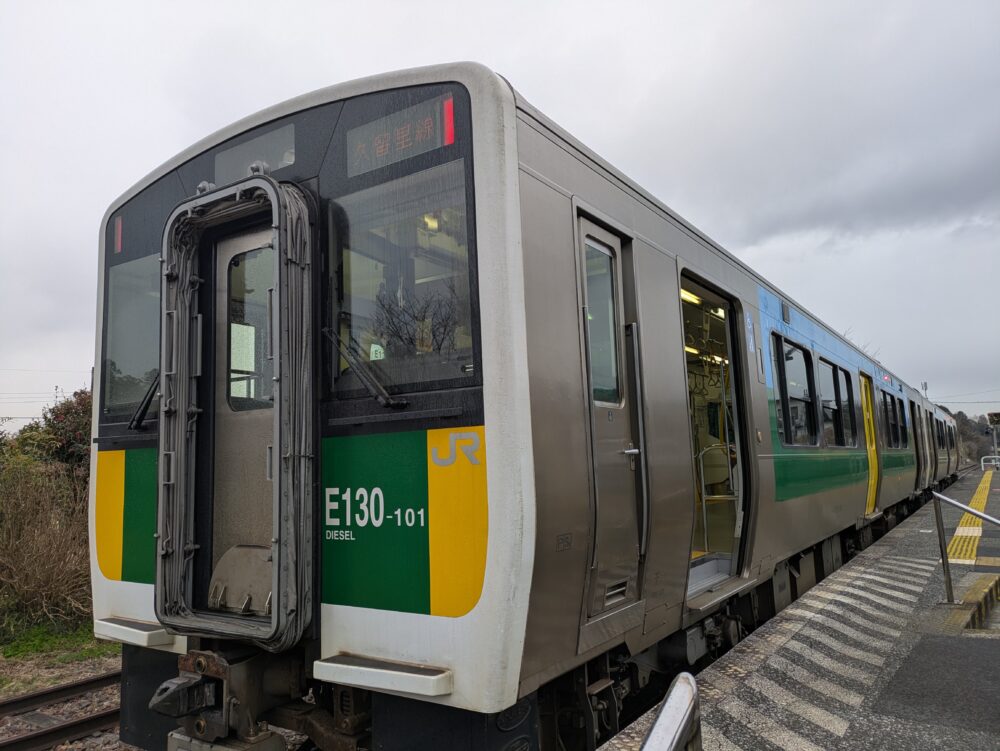 久留里線上総亀山駅到着