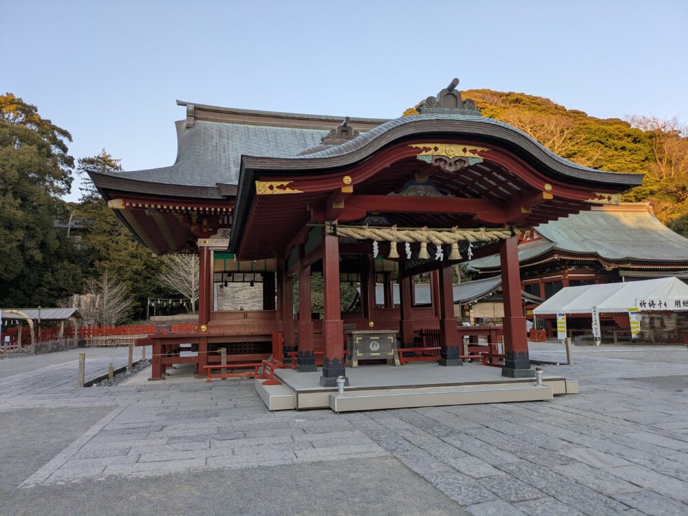 鶴岡八幡宮消しゴムマジック境内