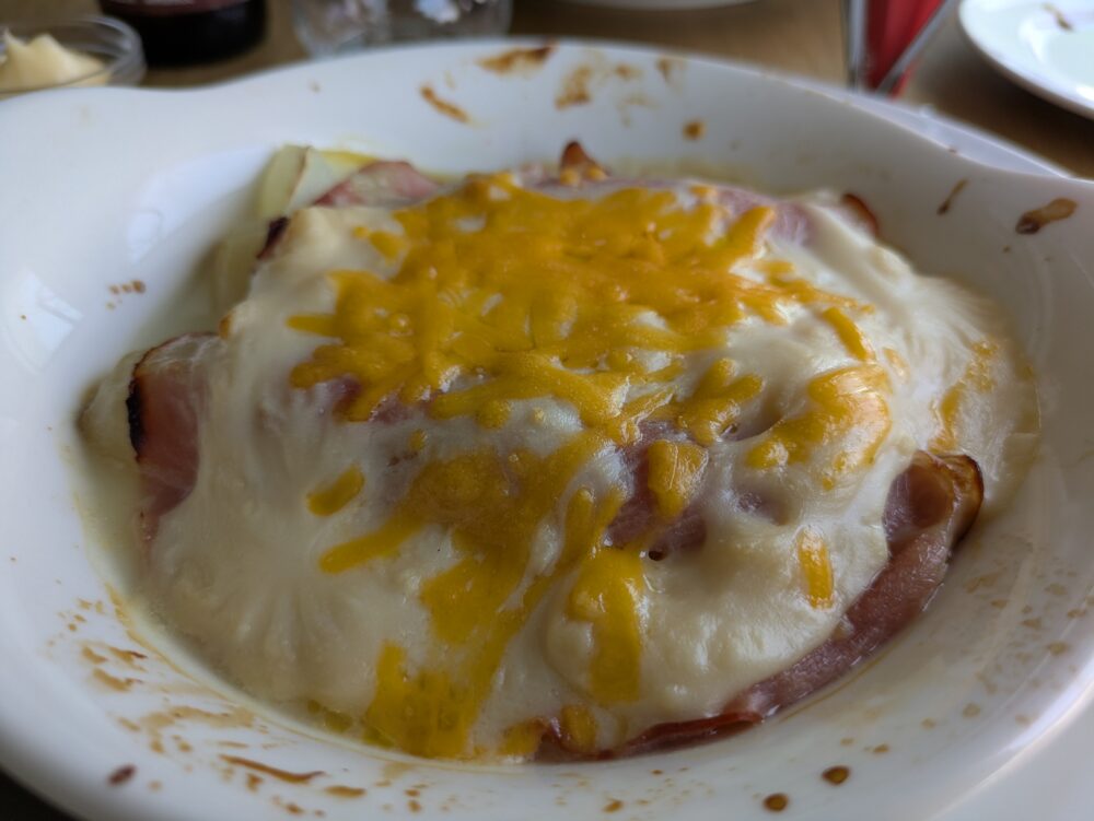 ベルギー館のグラタン