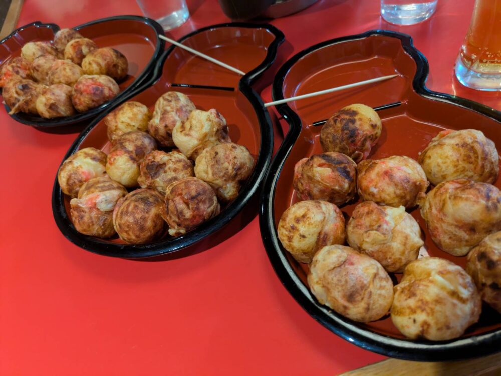 和楽路屋のたこ焼きは1枚2枚と数えます。