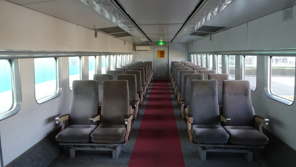 JR東日本新幹線総合車両センターにある新幹線の座席