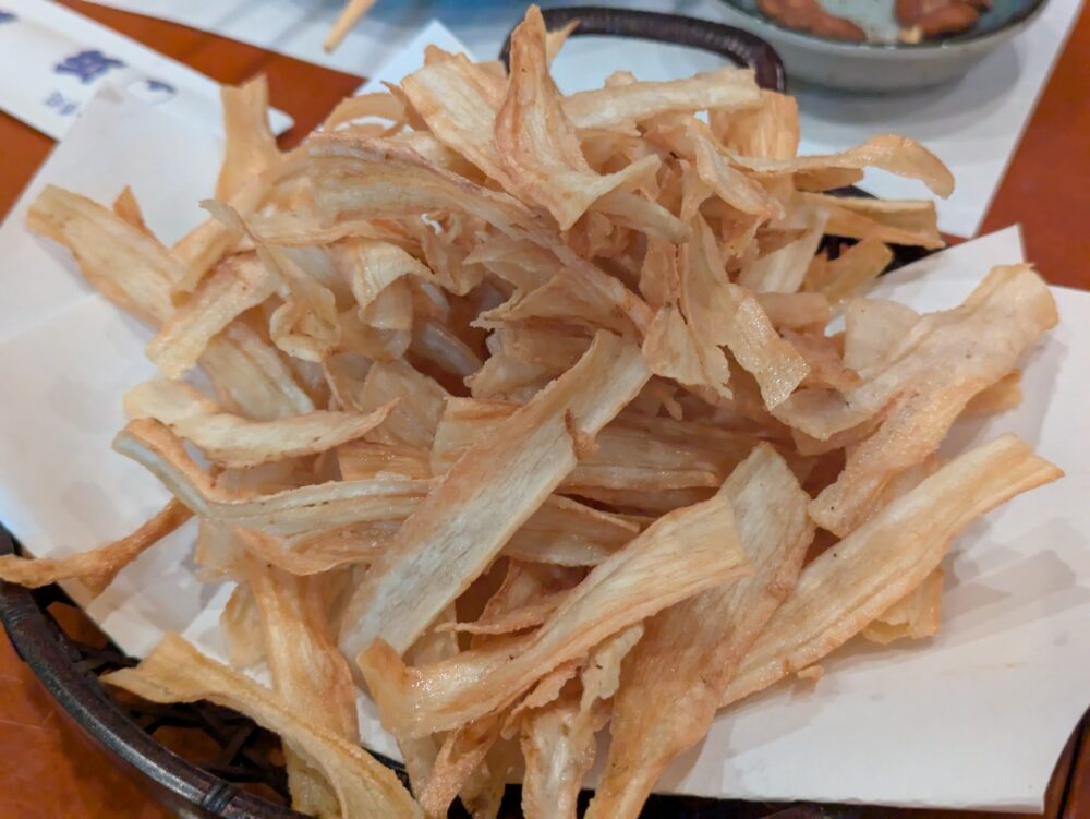 浜やのごぼうチップス