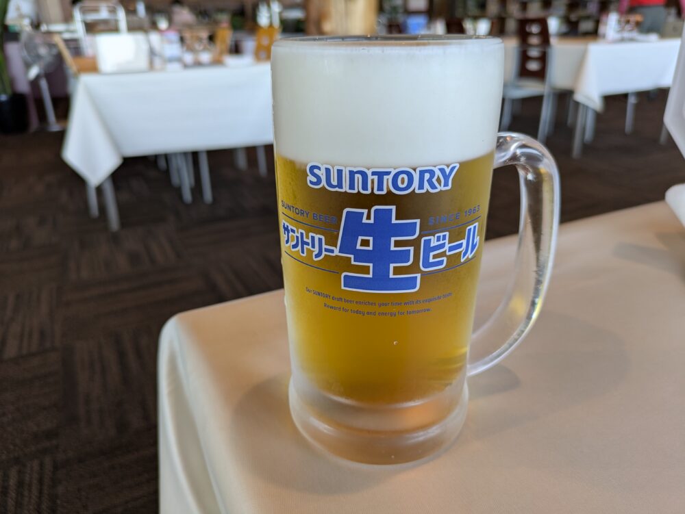 函南ゴルフ倶楽部箱根コースのレストランのビール