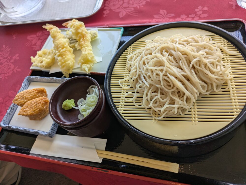 川越グリーンクロスのざるそば