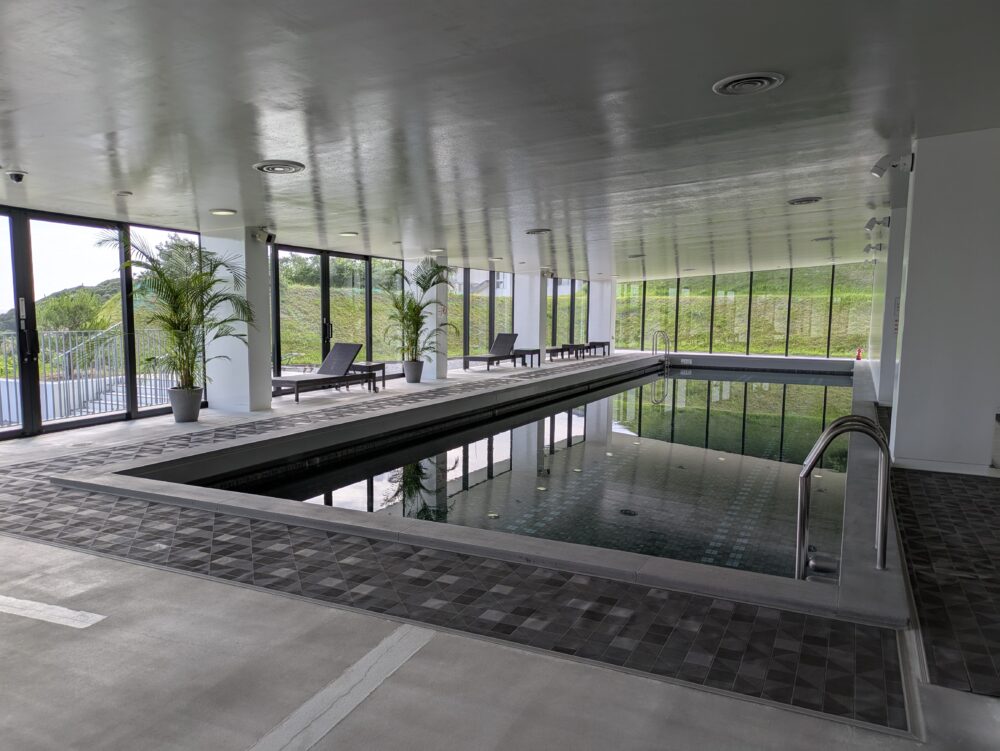 トスラブ館山ルアーナのプール
