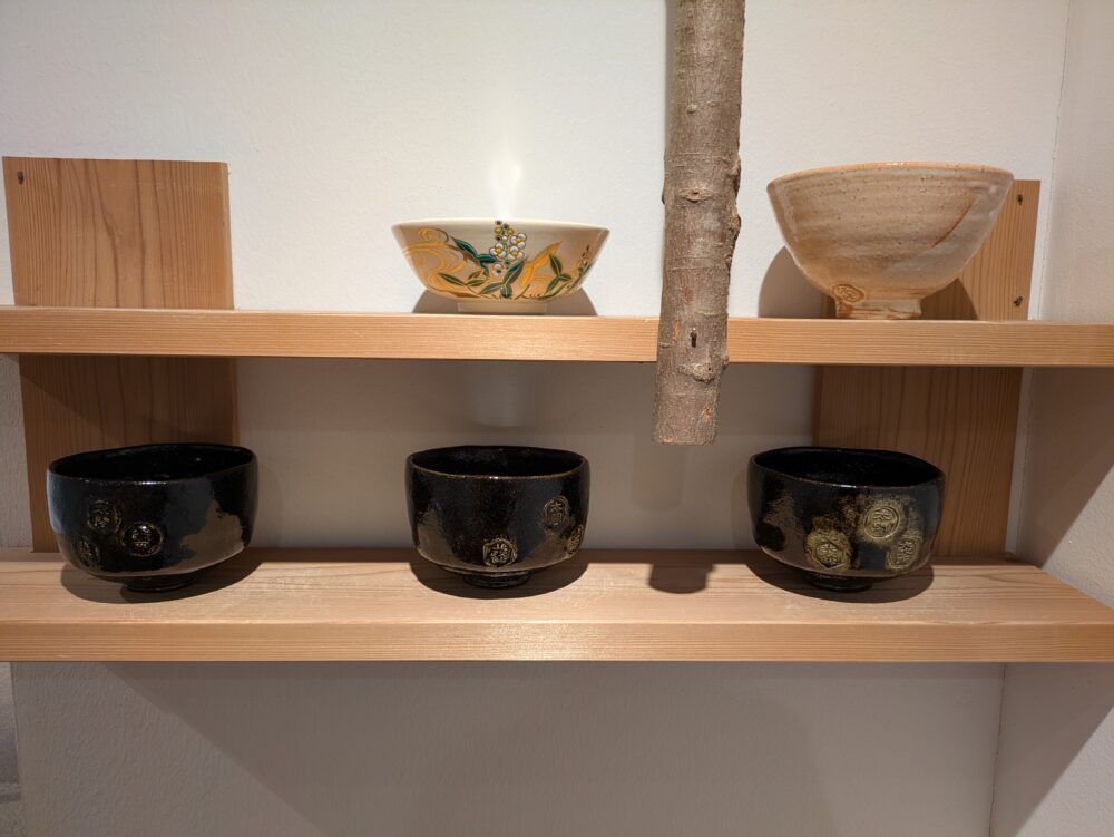 京都瑠璃庵アメックスラウンジの展示