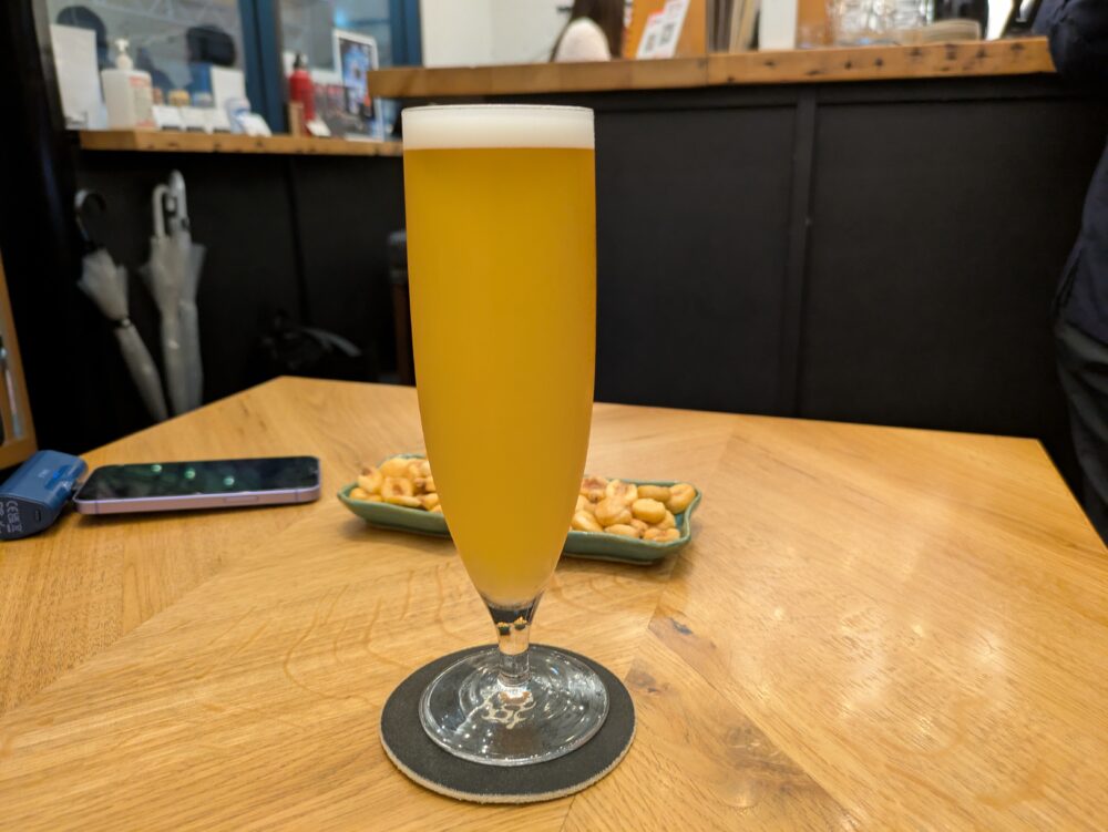 暁タップス銀座のオーガニックピルスナー