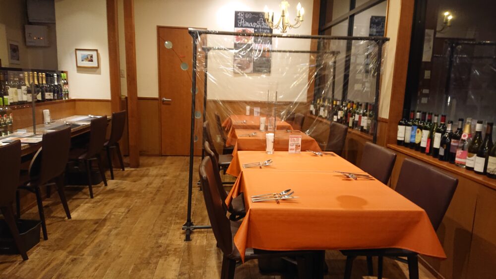 Patisserie&RestaurantAmour原木中山店の店内