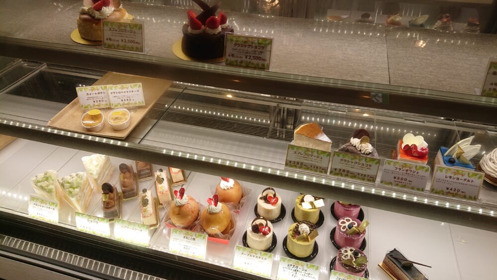 Patisserie&RestaurantAmour原木中山店のケーキ