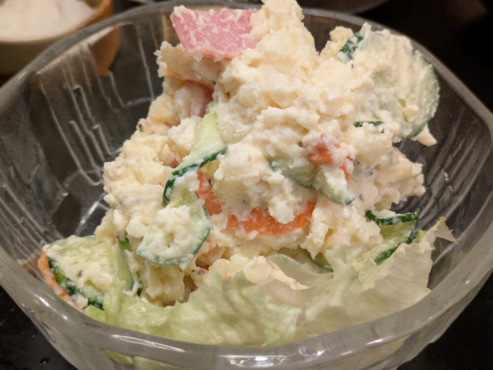 八重洲とり安のポテトサラダ