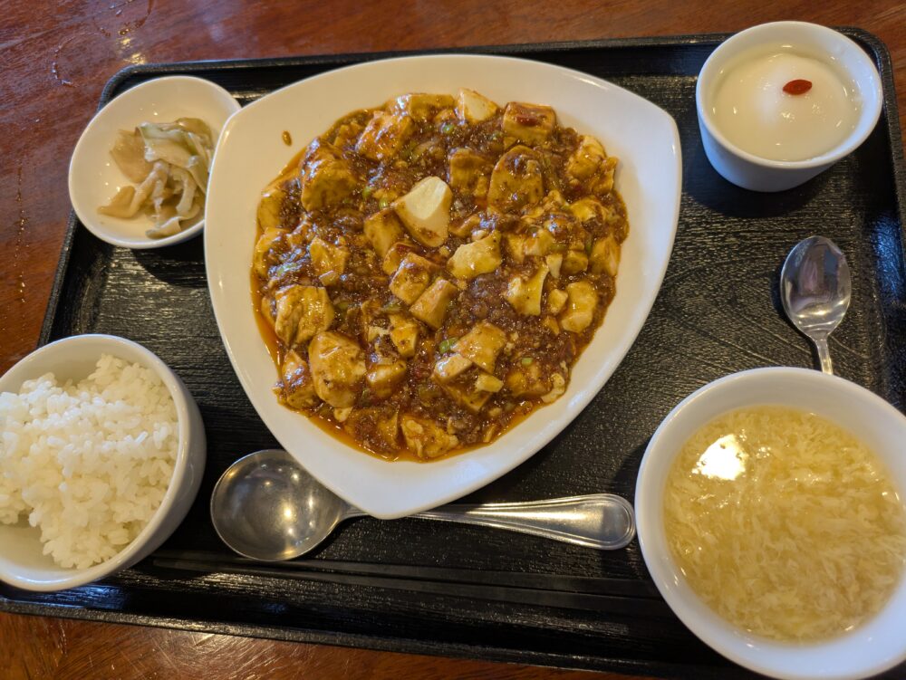 ろぉしゃんの麻婆豆腐ランチセット