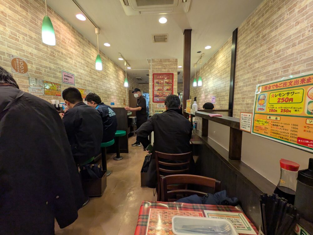 キッチンセブンの店内