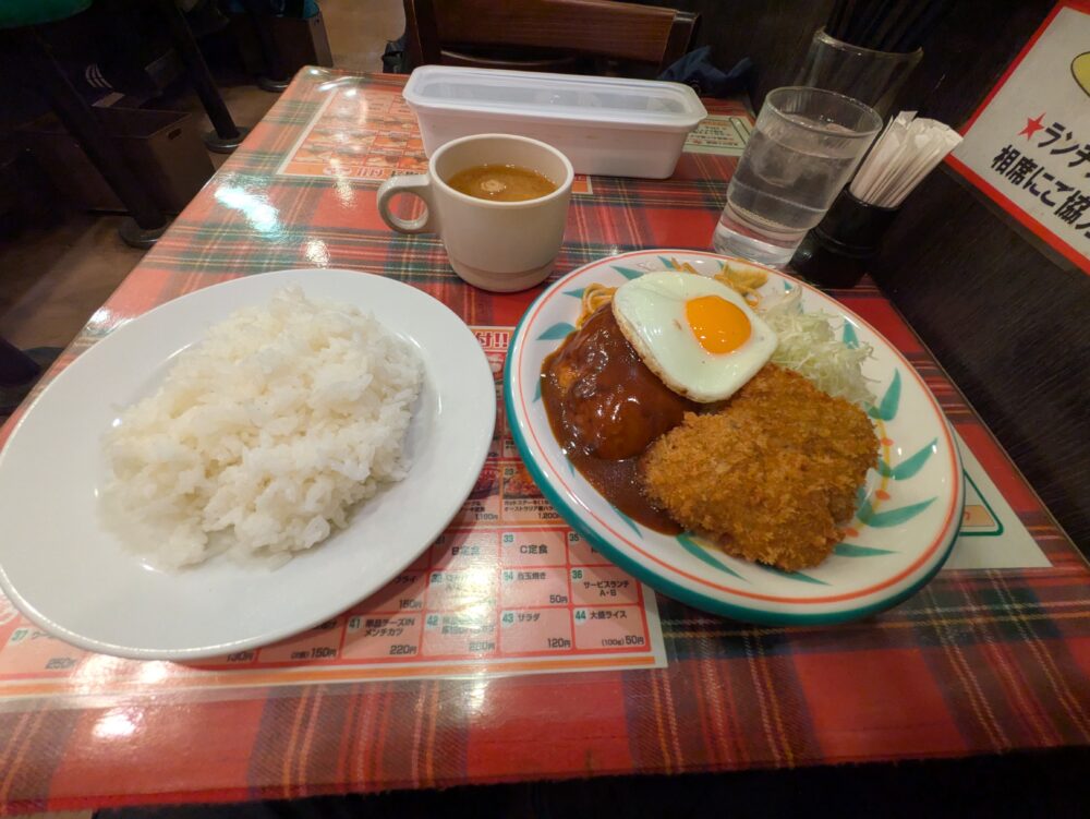 キッチンセブンの目玉ハンバーグとヒレカツ定食2回目