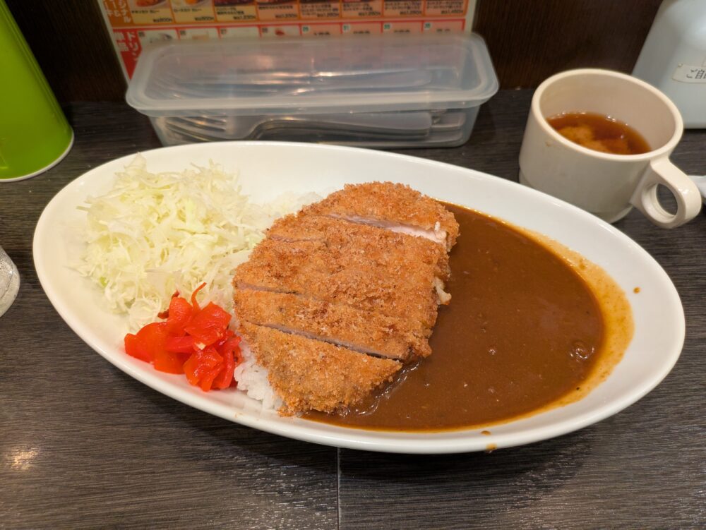 キッチンセブンのチキンカツカレー定食
