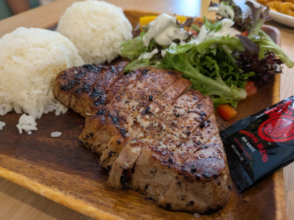 アロハキッチンのガーリックバターアヒ