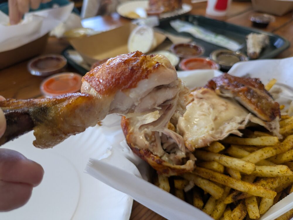 マウイマイクス（Maui Mike’s）のローストチキンは絶品！