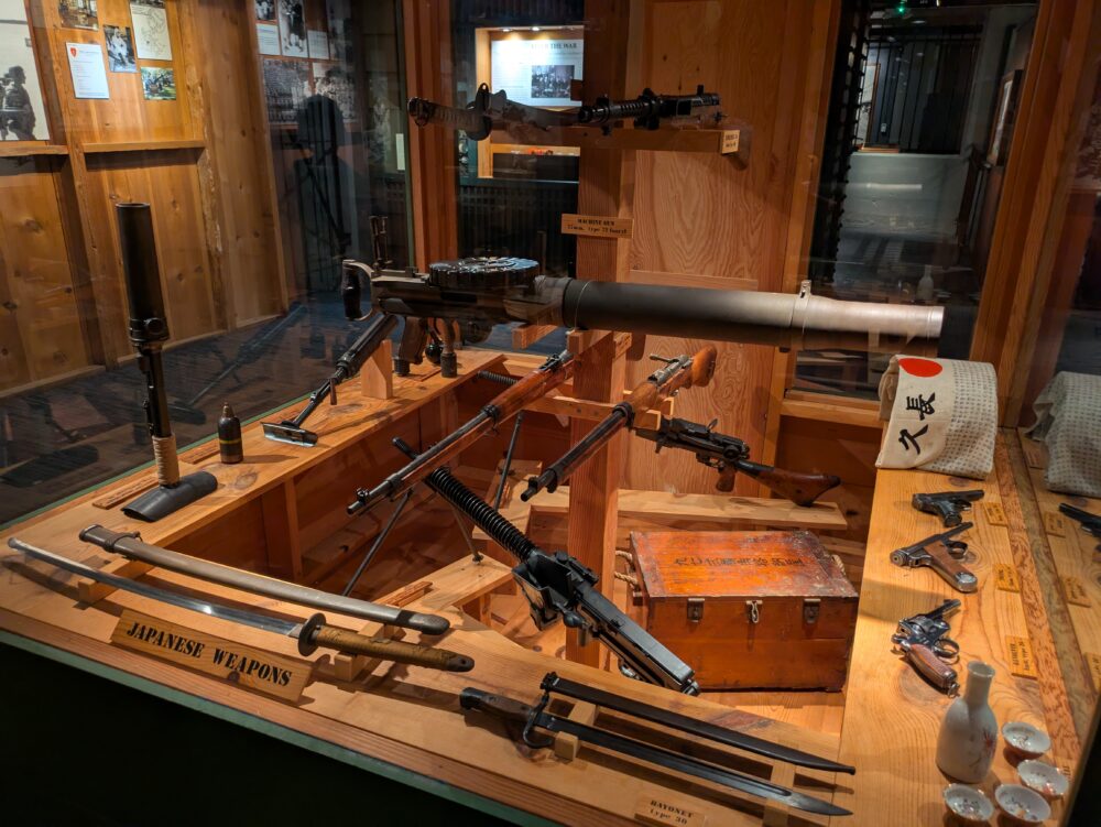 ハワイ陸軍博物館の武器の展示