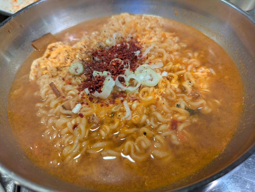 おいらの肉屋の辛ラーメン