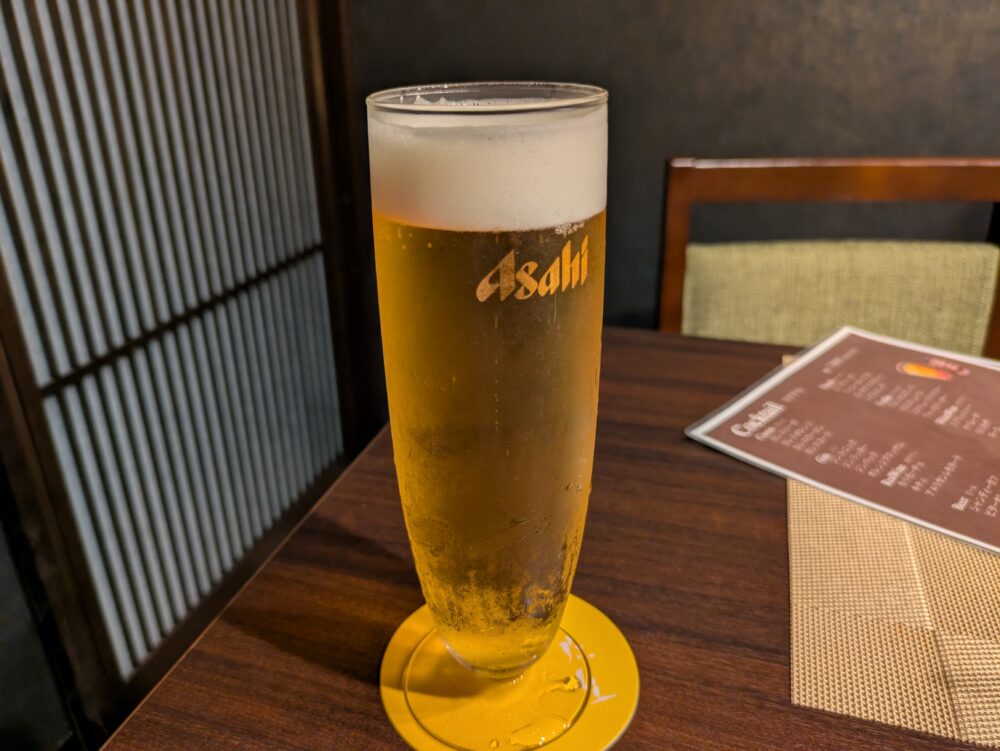 肉の弥生のビール