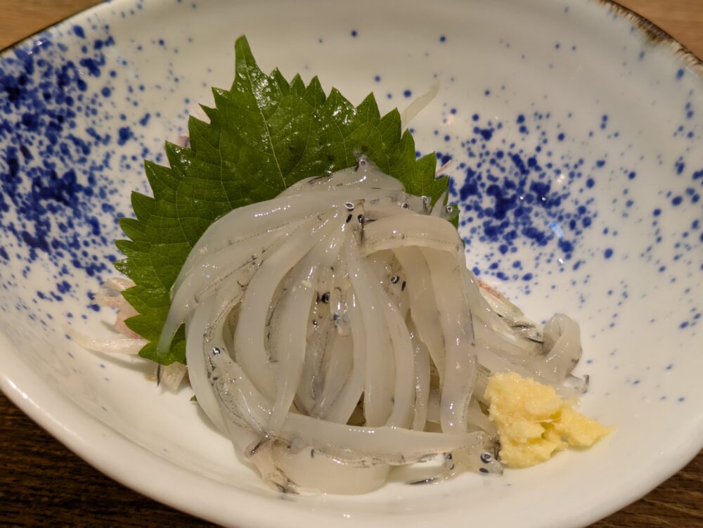 いろり庵上野店の白魚刺身