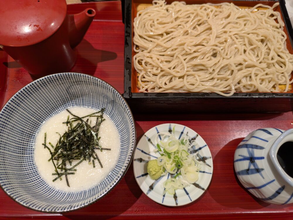 いろり庵上野店のとろろ蕎麦