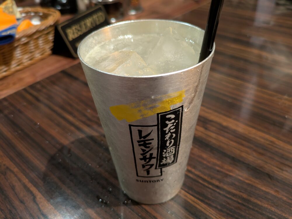 TOMBOY赤坂店のレモンサワー