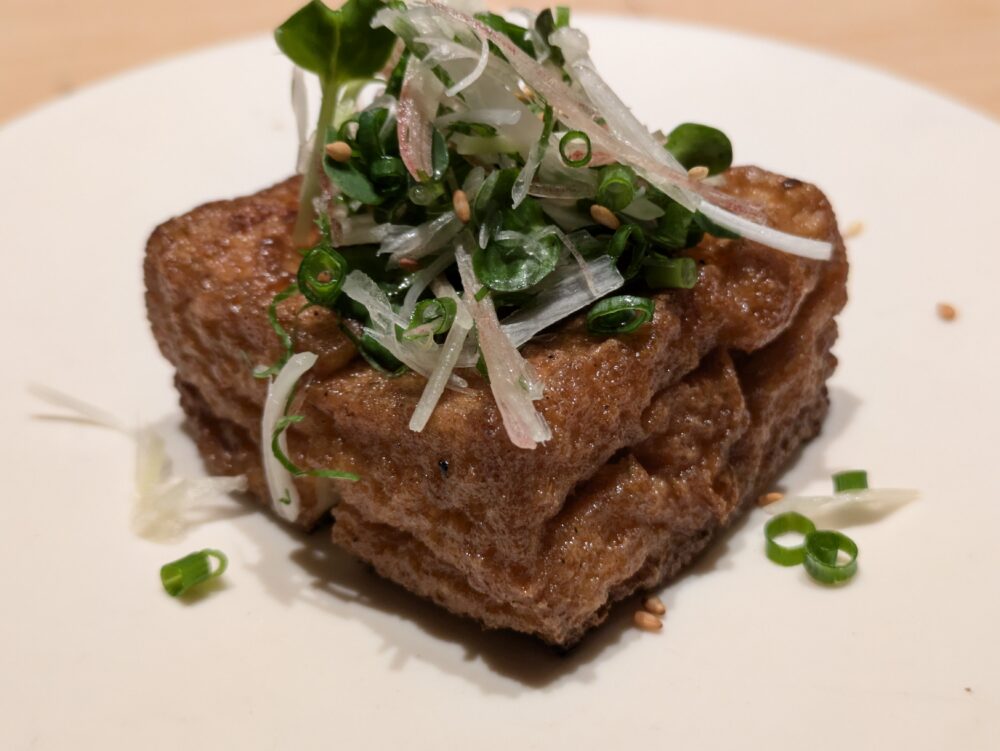 KIWAMIDININGの鳥しきと鳥さきの夢の競演の厚揚げ