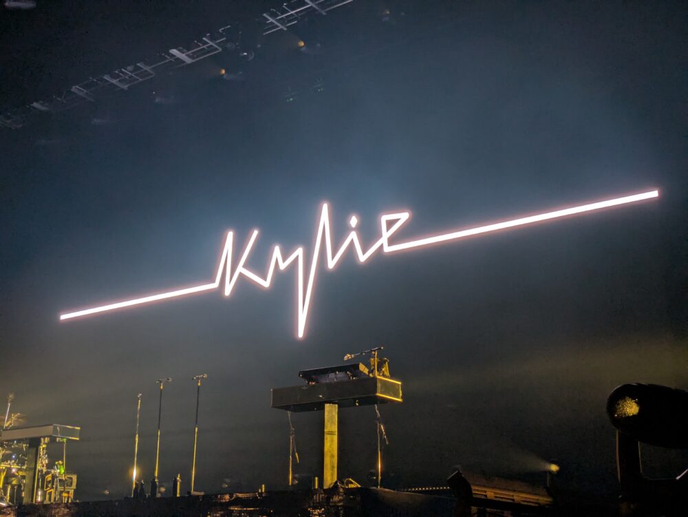 カイリー・ミノーグのライブが終了