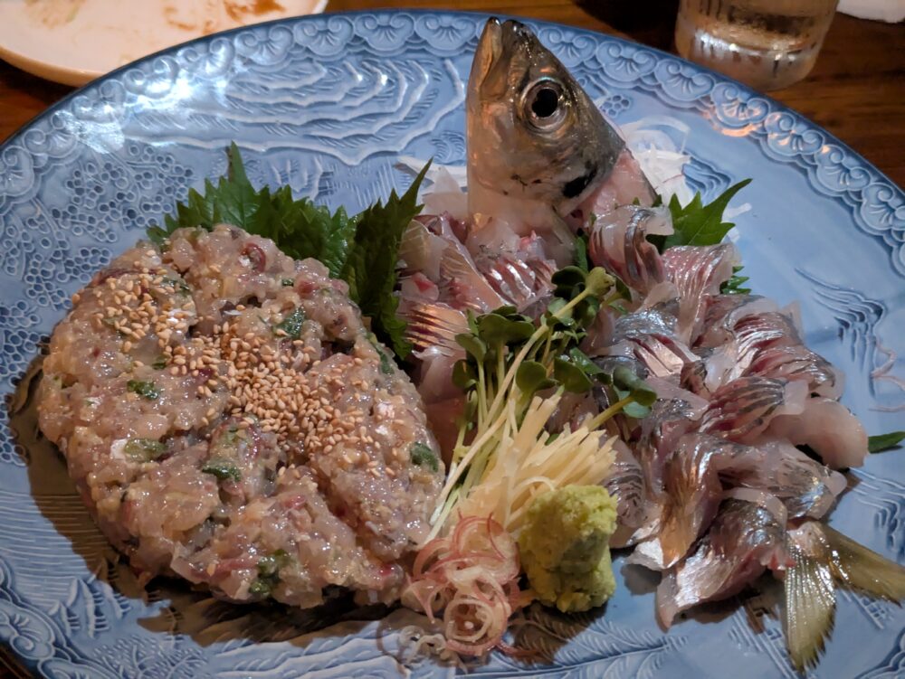 フライングフィッシュのなめろうと刺身