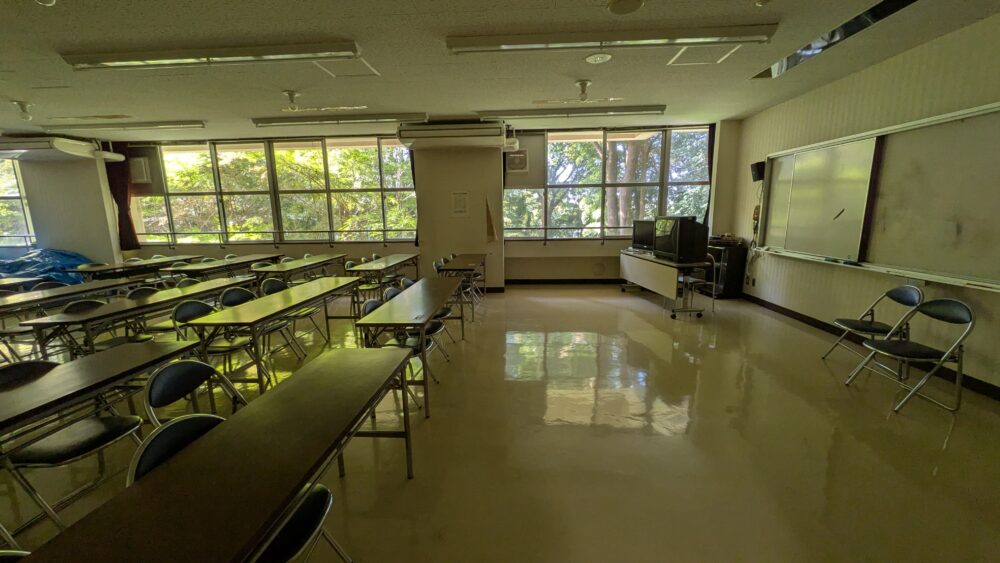 市川市少年自然の家の視聴覚室