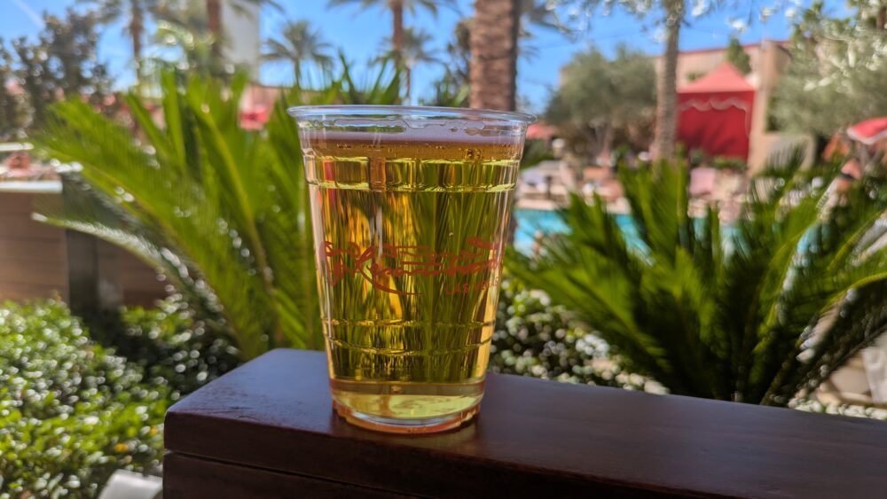 ラスベガスヒルトンアットザワールドのプールのドリンク