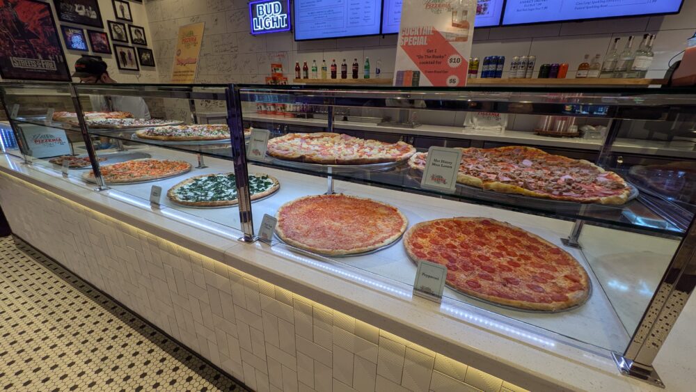 Mulberry Street Pizzeriaのショーケース