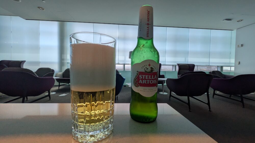 ヴァージン・アトランティック航空のクラブハウスのビール