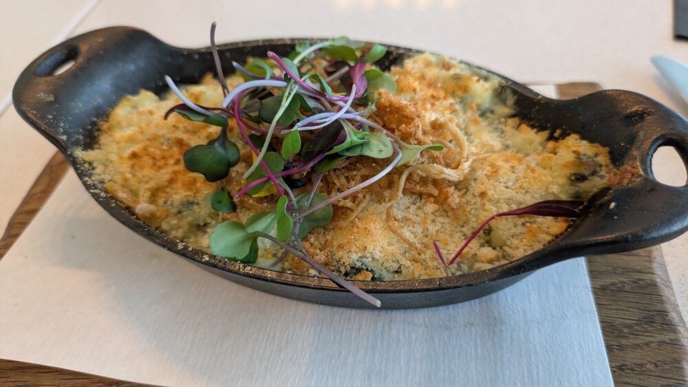 ヴァージン・アトランティック航空のクラブハウスのグラタン