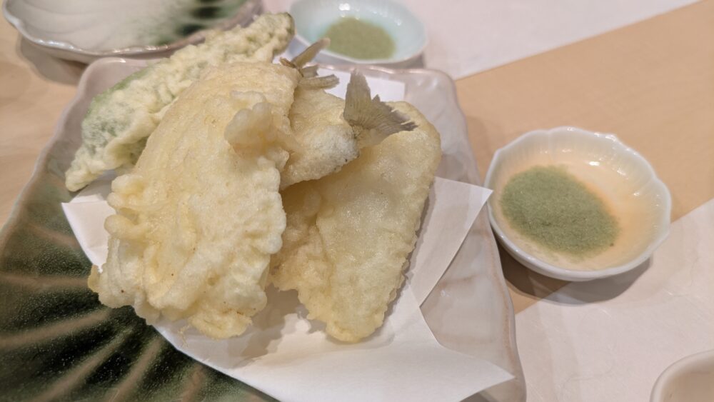 鮨海老澤のキスの天ぷら