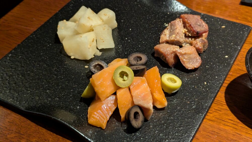 日比谷BAR WHISKY-Sの燻り惣菜3種盛り合わせ