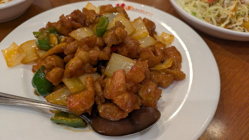 桂園銀座店の鶏肉の四川風炒め