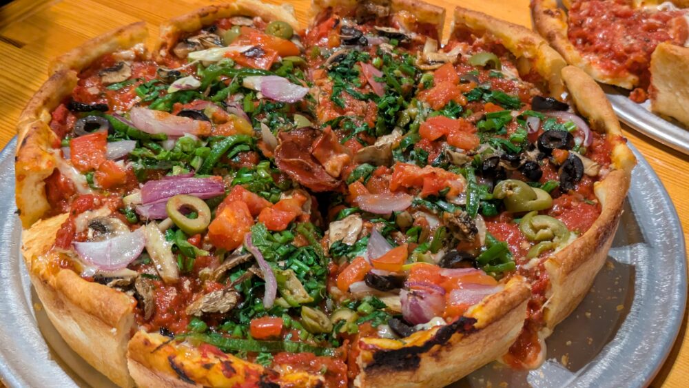 デビルクラフト浜松町のおすすめシカゴスタイルピザは絶品!